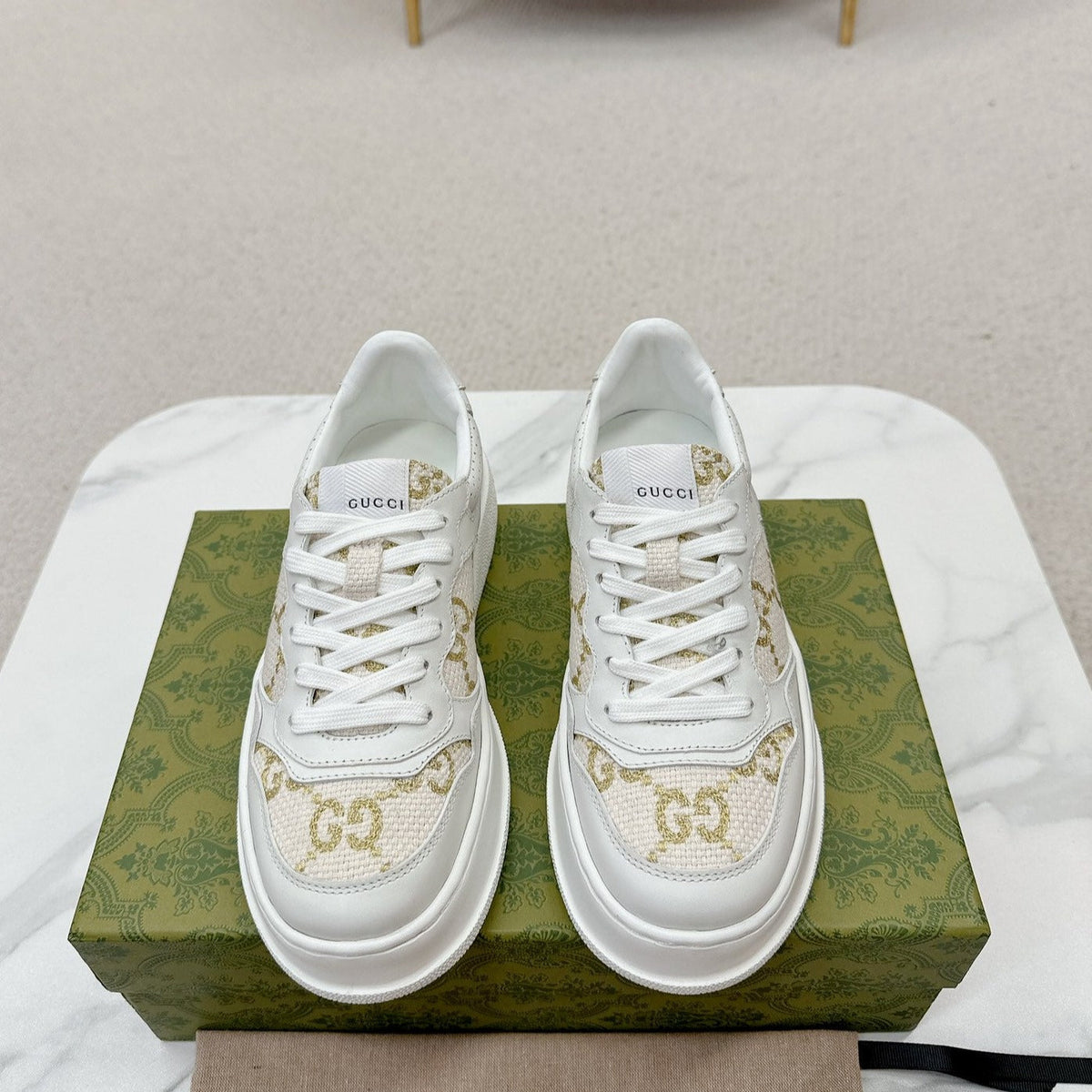 GUCCI TRAINER WHITE CALFSKIN WITH PATTERN